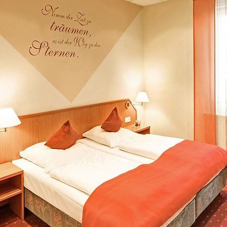 Hotel Restaurant Zum Werdersee Бремен Екстер'єр фото