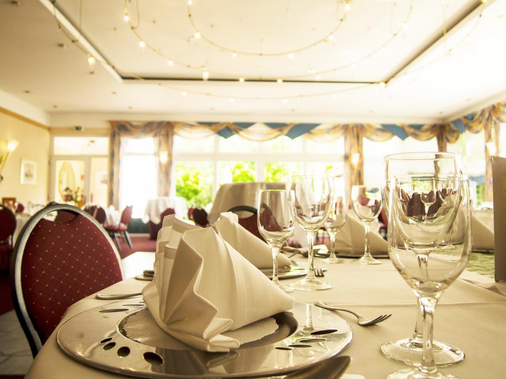 Hotel Restaurant Zum Werdersee Бремен Екстер'єр фото