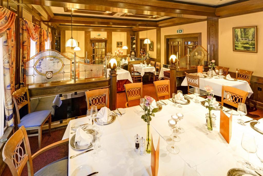 Hotel Restaurant Zum Werdersee Бремен Екстер'єр фото